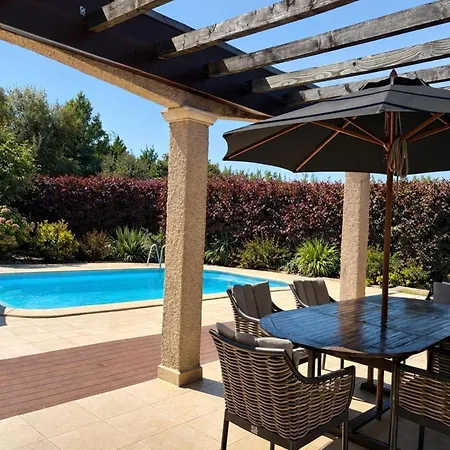 Detached Family In * Les Cammazes