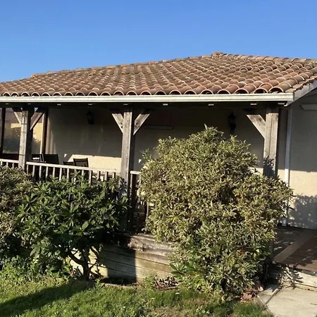 Detached Family In Villa *